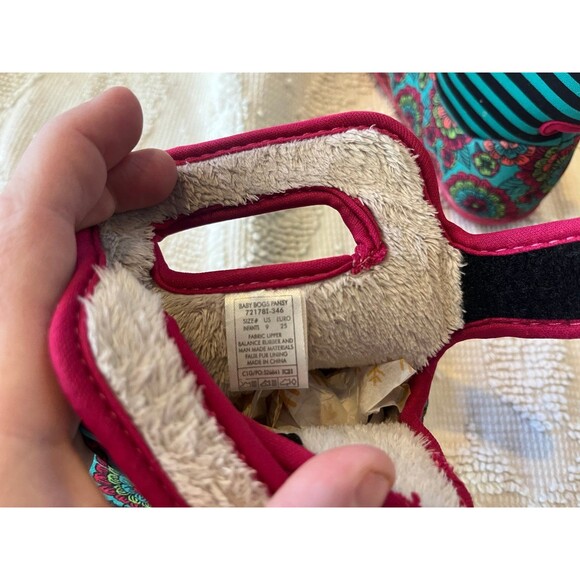 Bogs infants baby girls size 9 pansy stripe duck insulated winter boots - Picture 5 of 6